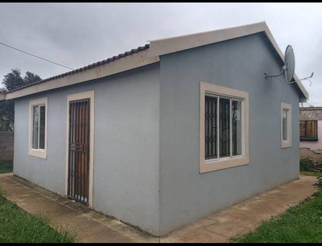 2 BEDROOM HOUSE FOR SALE IN KANANA PARK